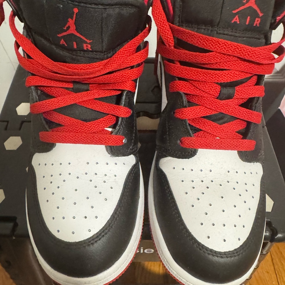 Kids Shoes - first signature model with a fresh mix of  colors Black, white, Red
